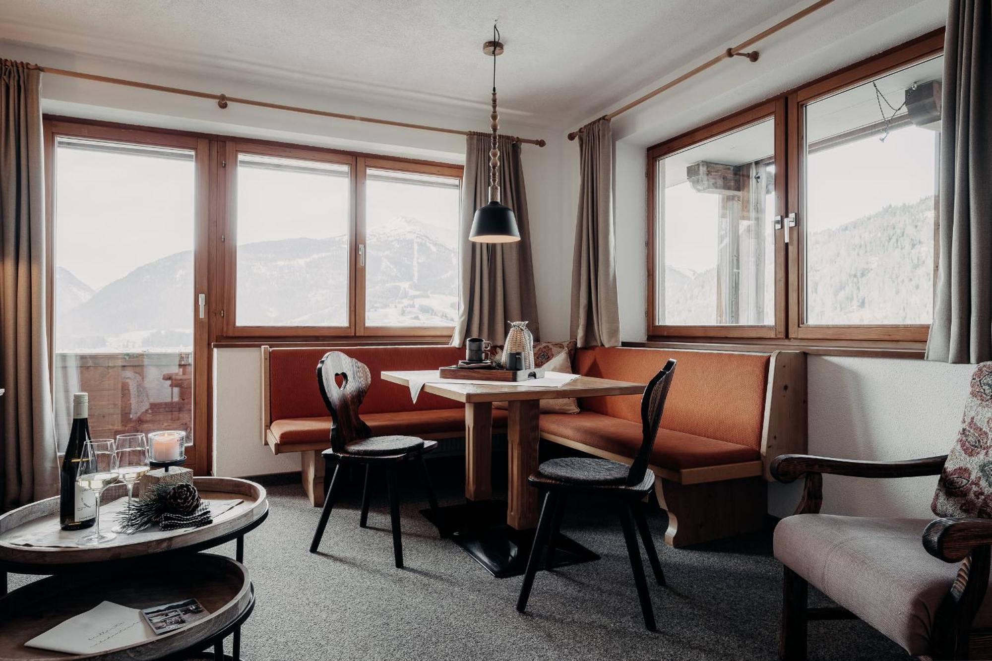 Alpenappartements Cristall Ehrwald Eksteriør billede