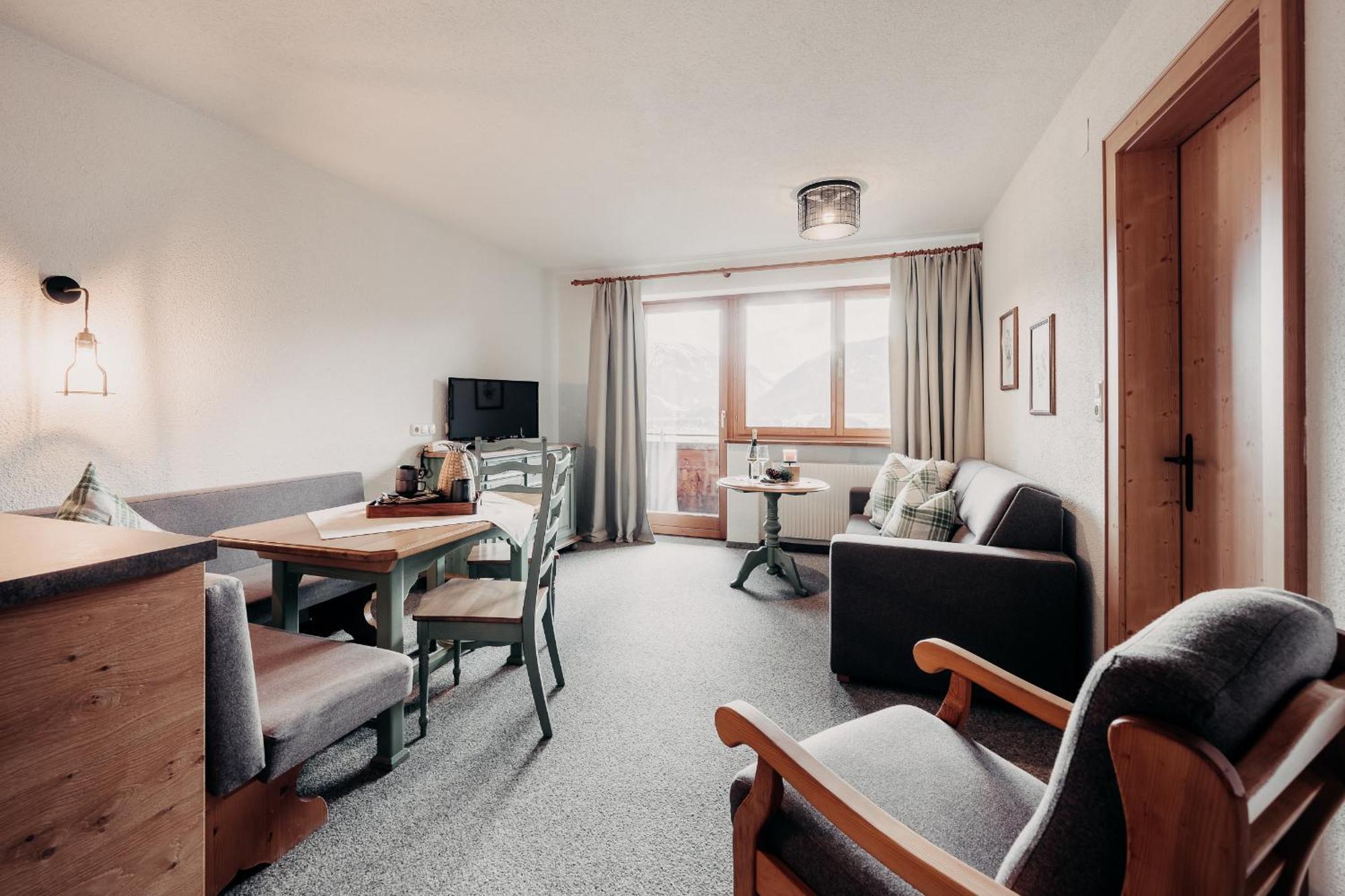 Alpenappartements Cristall Ehrwald Eksteriør billede